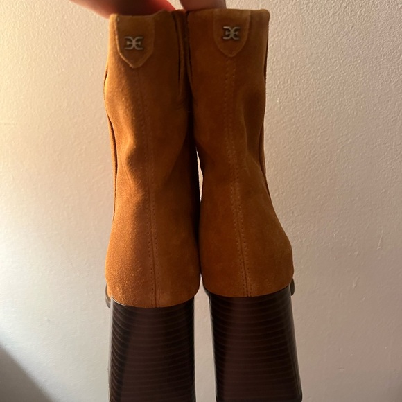 Brown Suede Ankle Boots - Picture 4 of 6